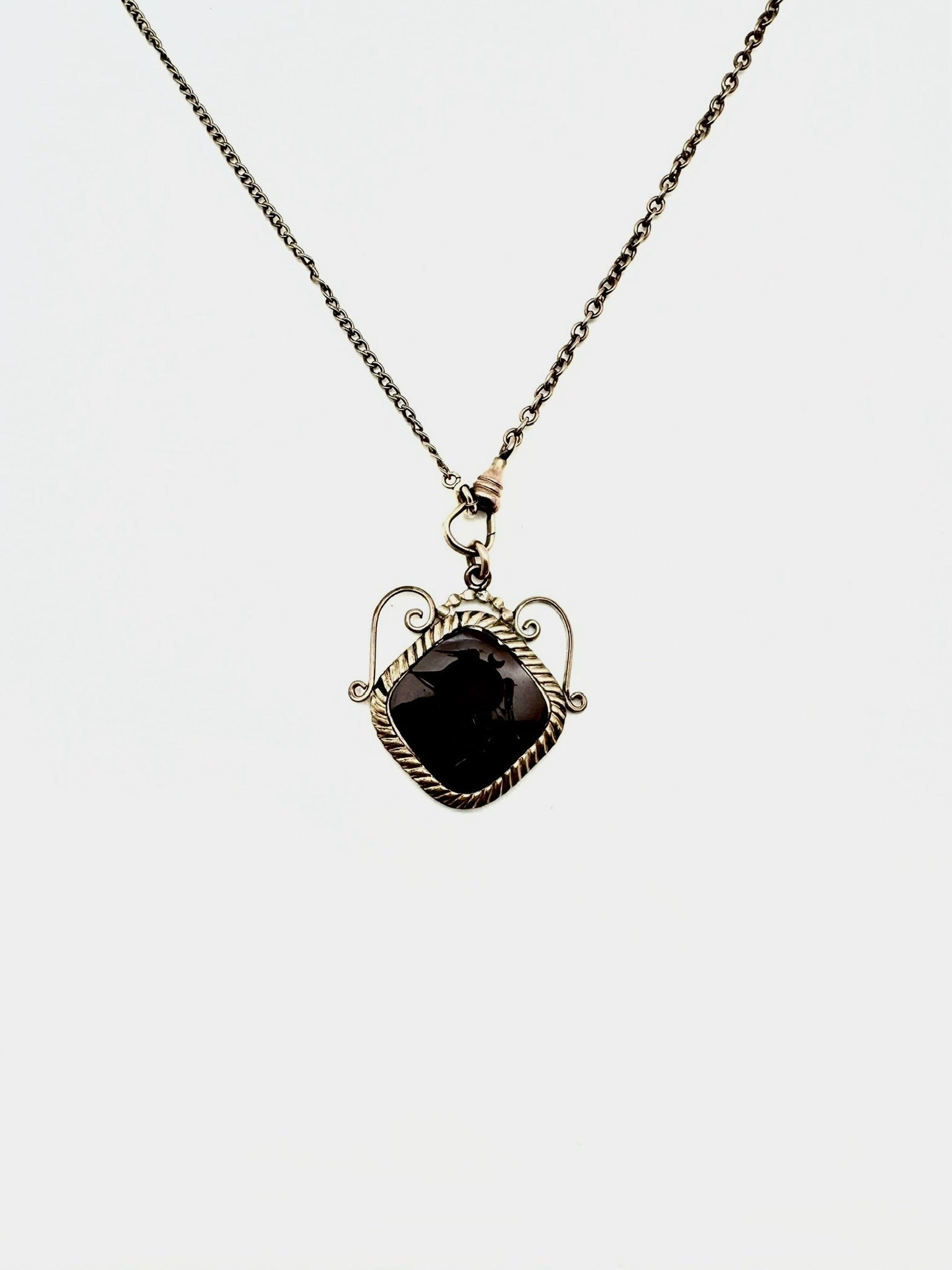 Carmen Intaglio Antique Gold Fill Necklace - Stone Cooper