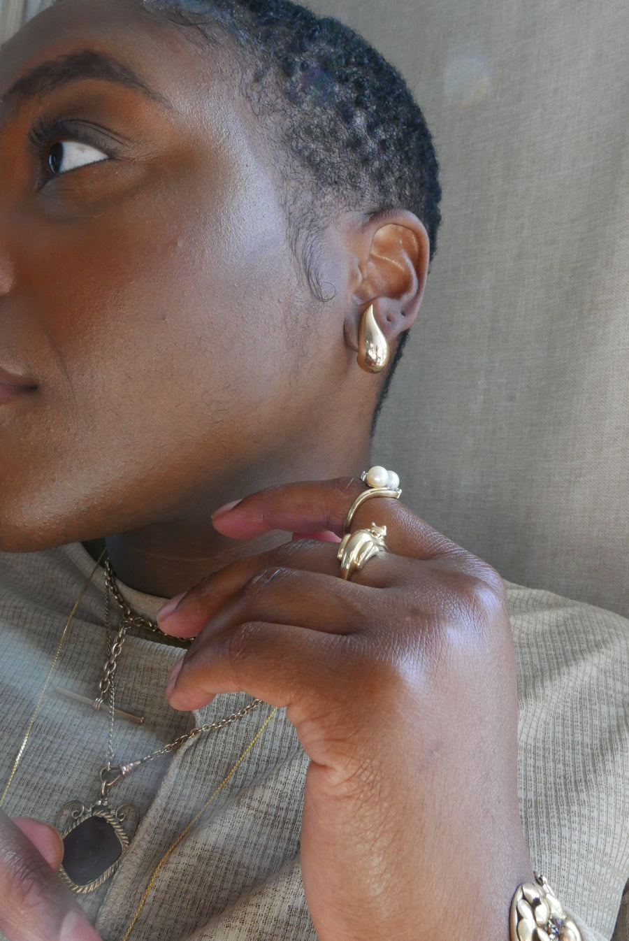 Cat with Diamond Eyes 10K Vintage Ring (8) - Stone Cooper