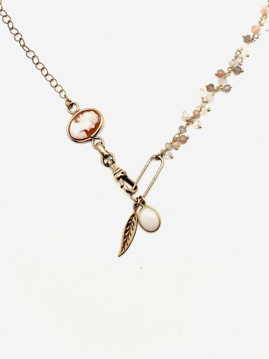 Virginia Cameo Moonstone Necklace - Stone Cooper