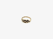 Estate Floating Sapphire Twist Ring 14K (7) - Stone Cooper