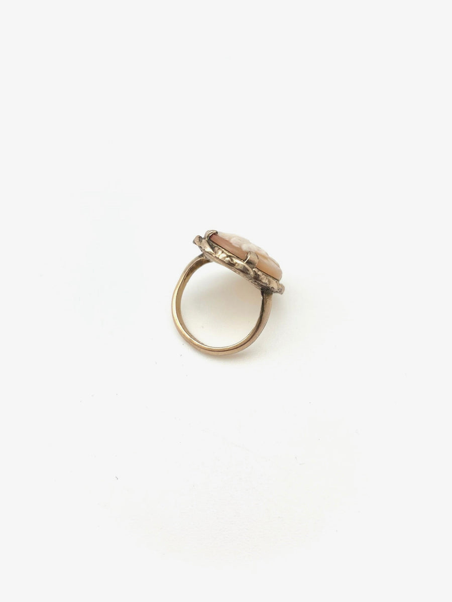 Edith Cameo Ring (4.25)