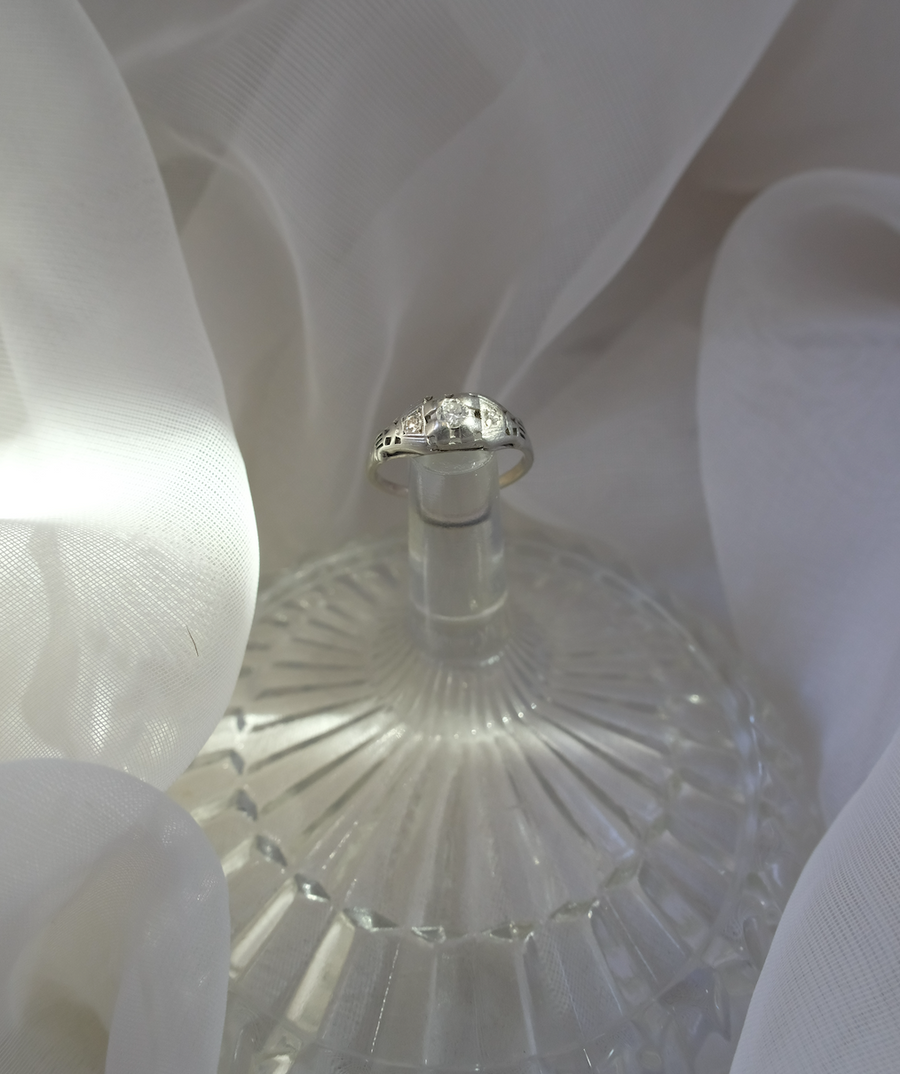 Antique 18K Deco Diamond Star Ring (7.25) - Stone Cooper