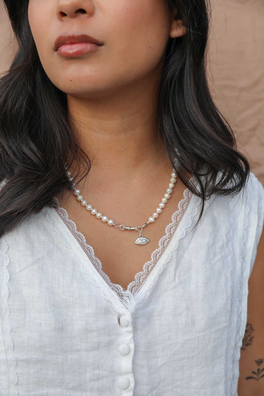 Digna Pearl Eye Necklace - Stone Cooper