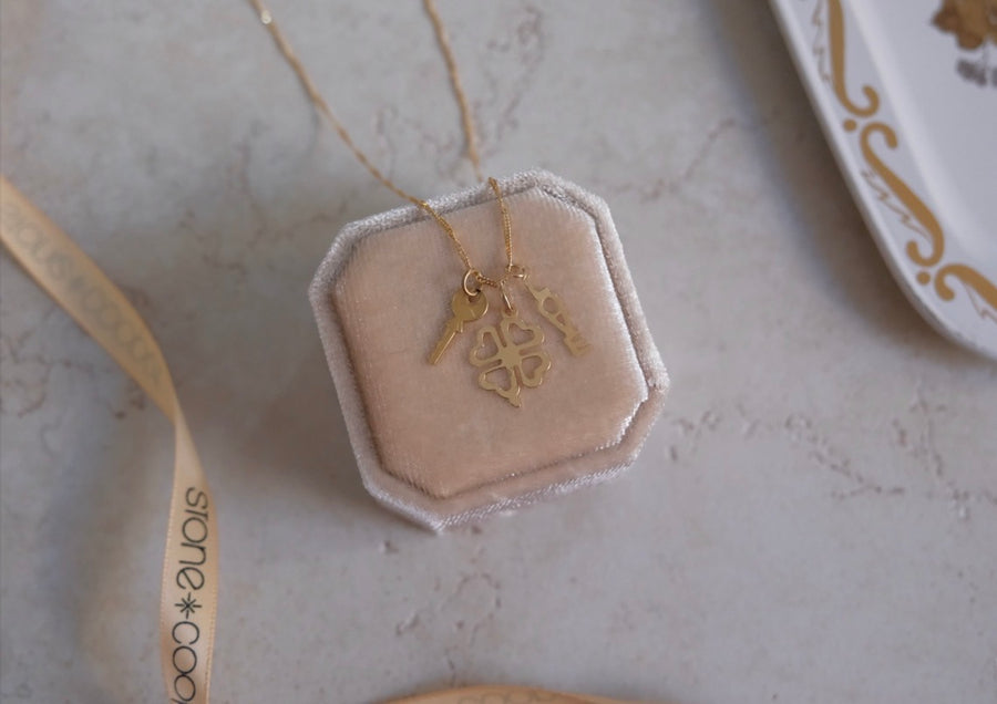 Vintage 14K Good Luck Charm Necklace - Stone Cooper