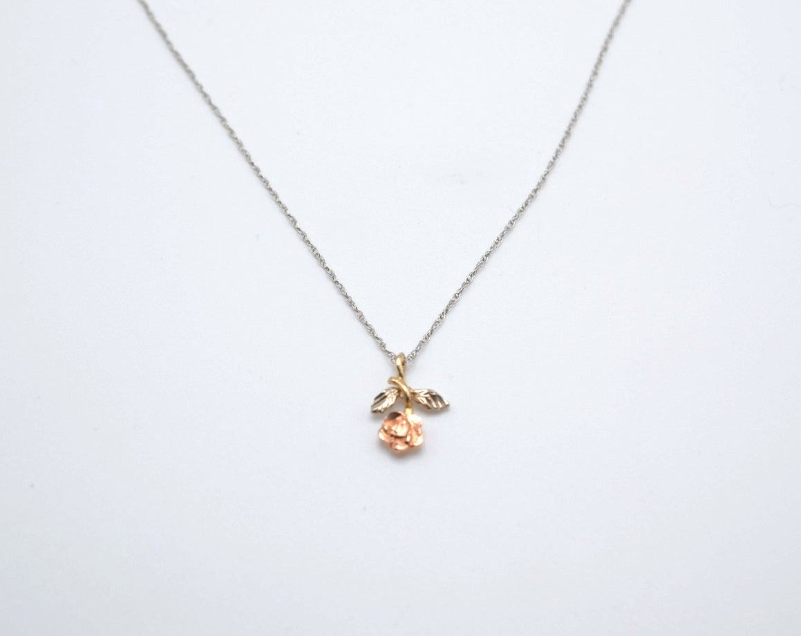 14K Vintage Mixed Tone Rose Necklace - Stone Cooper