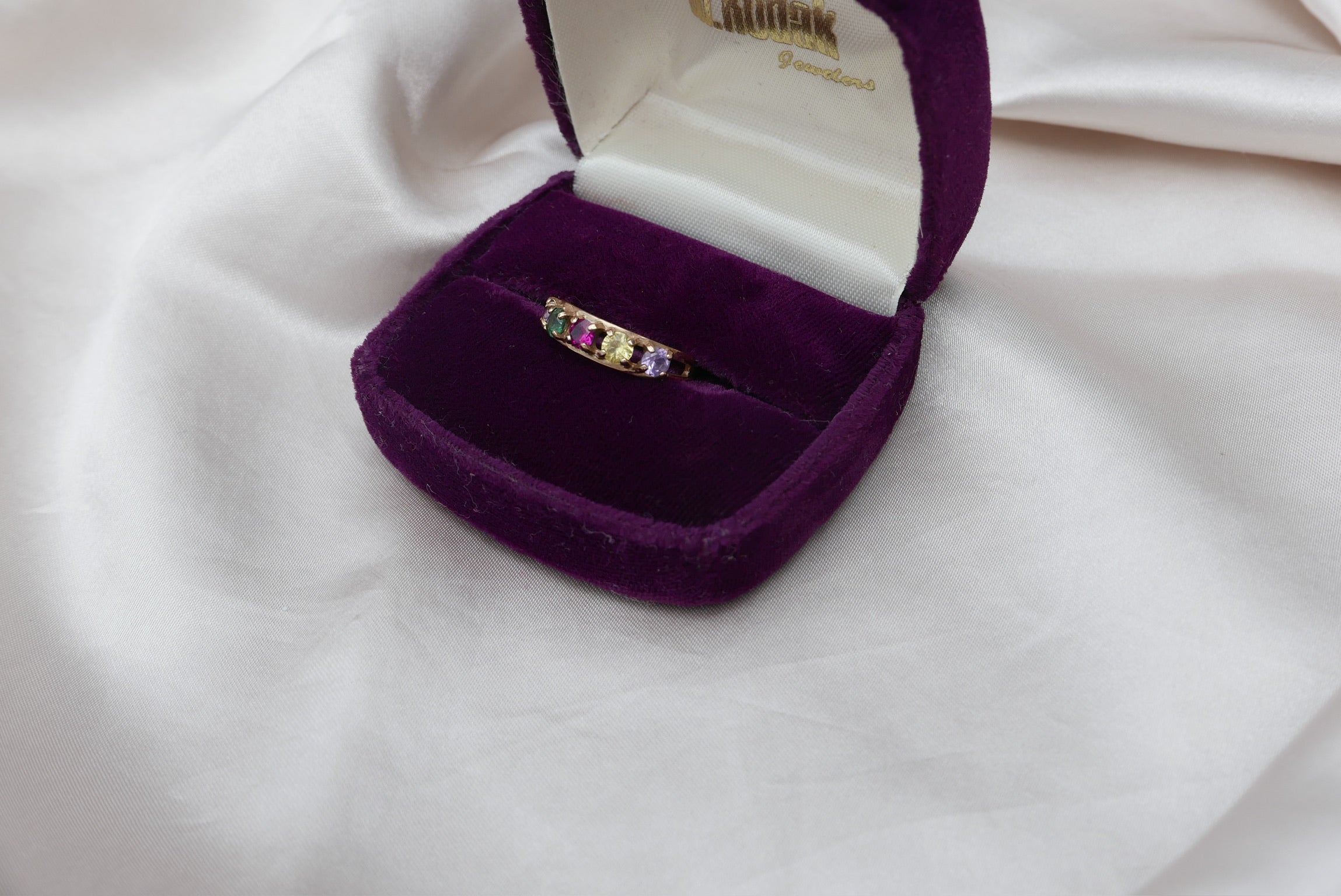 Vintage Rainbow Mother's Ring 10K (7)
