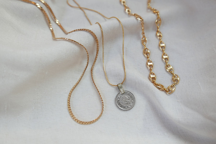 Gold Layers Essential Necklace Set