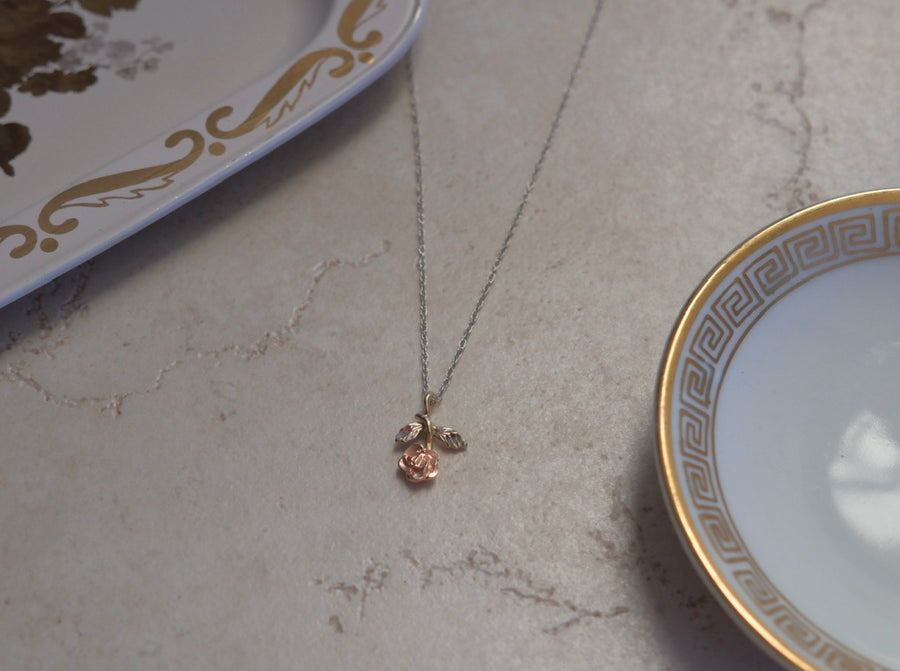 14K Vintage Mixed Tone Rose Necklace - Stone Cooper