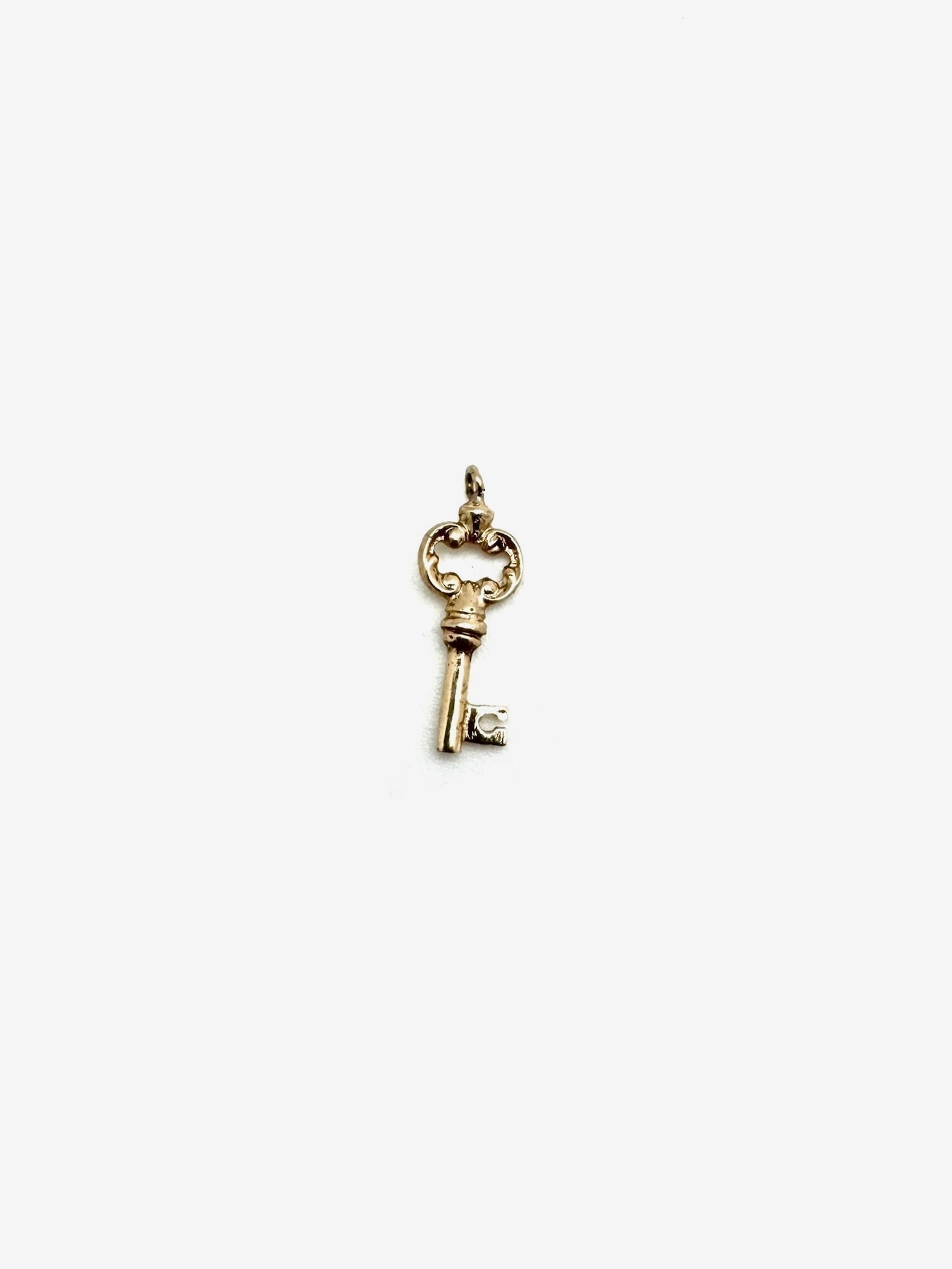 Vintage 18K Skeleton Key Charm - Stone Cooper