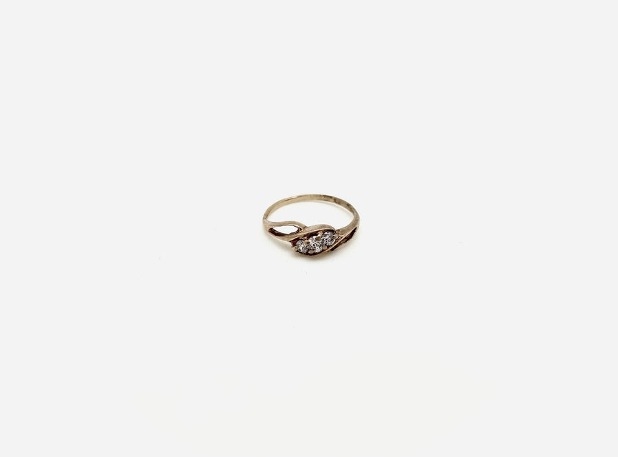 Sweet Vintage Diamond 10K Ring (3.75)