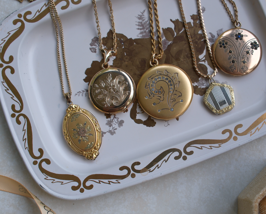 Faye Gold-Filled Engraved Flower Locket