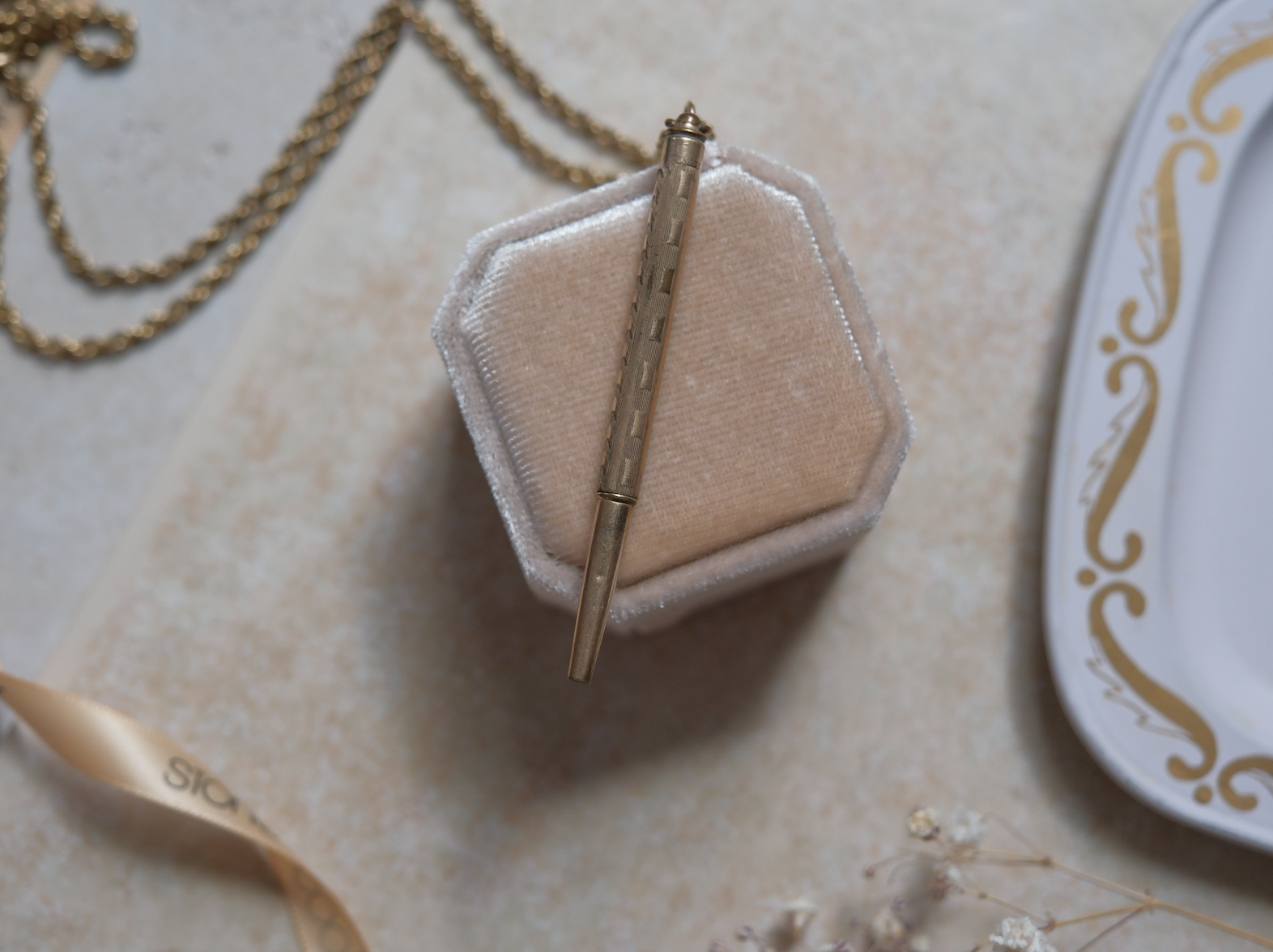 Norwood Gold-Filled Pencil Necklace