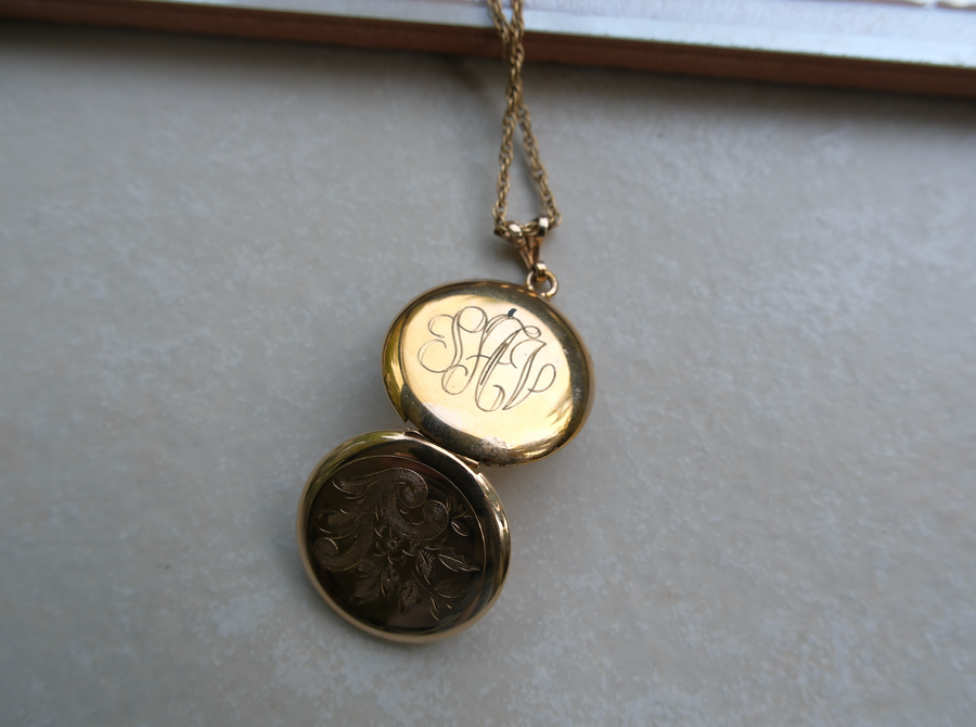 Sabina Gold-Filled Flower Locket