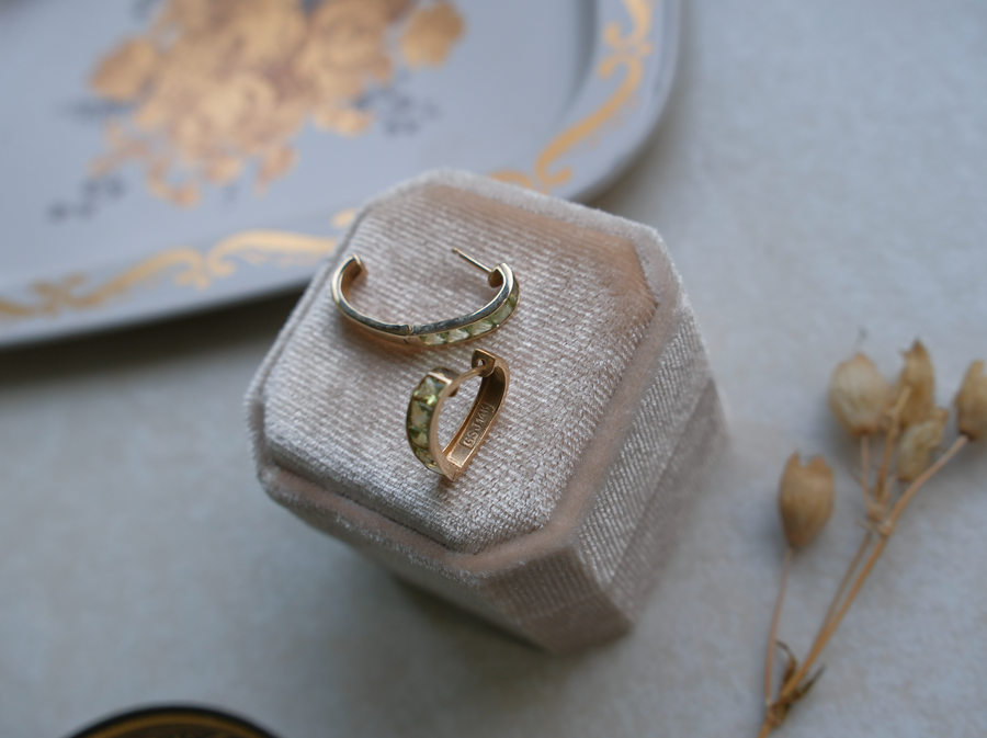 Peridot 14K Heart Huggies