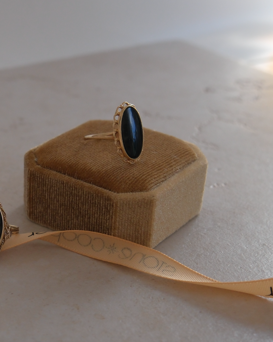 10K Vintage Onyx Ring (6.5) - Stone Cooper