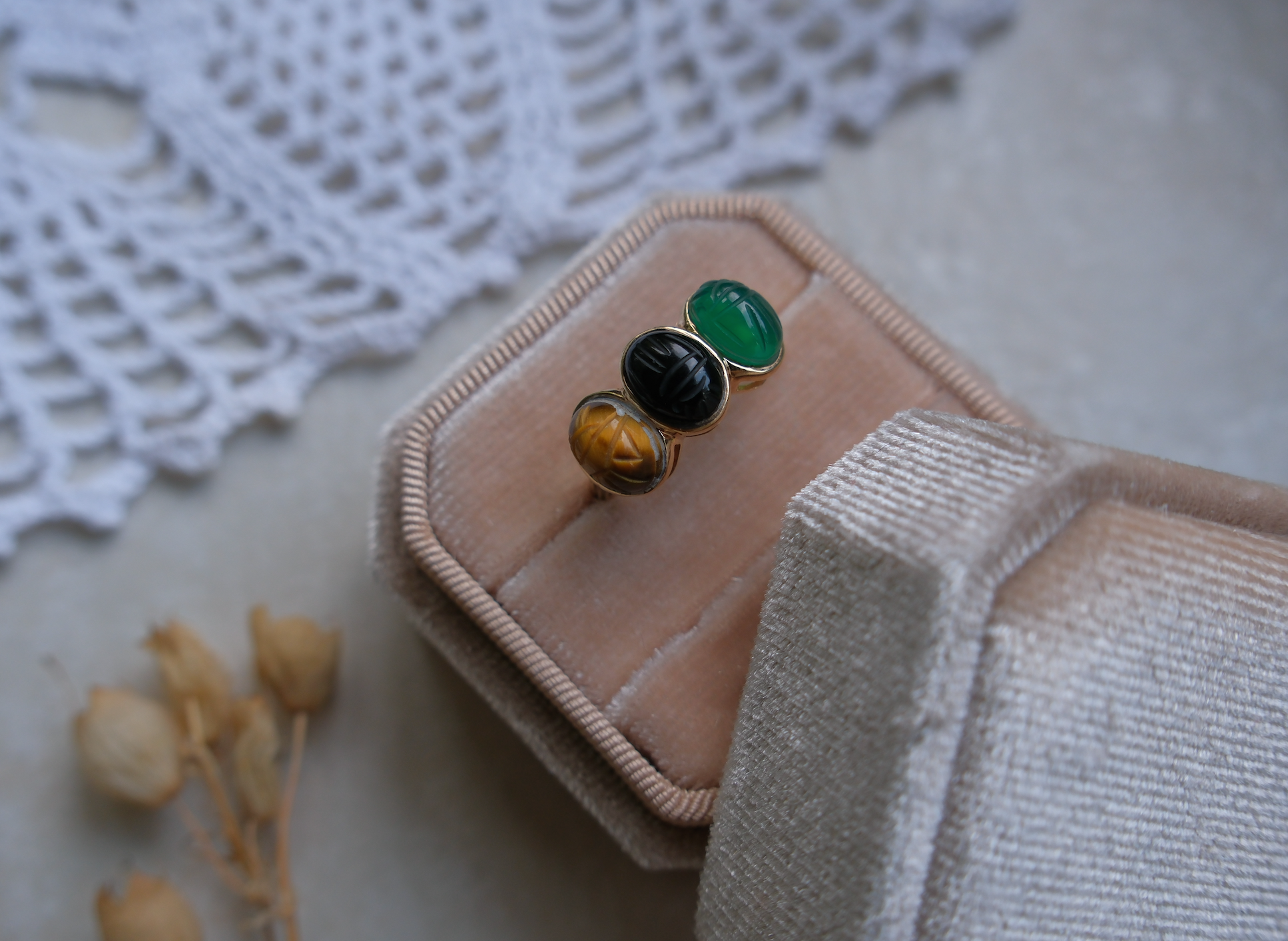 10K Gold Vintage Scarab Ring (6) - Stone Cooper