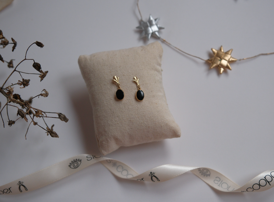 Onyx 14K Dangle Studs