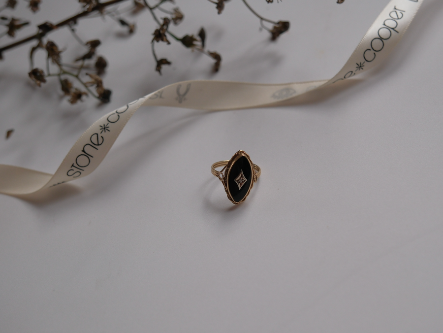 14K Vintage Onyx Diamond Ring (6.5)