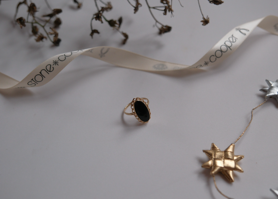 10K Vintage Onyx Ring (6.5)