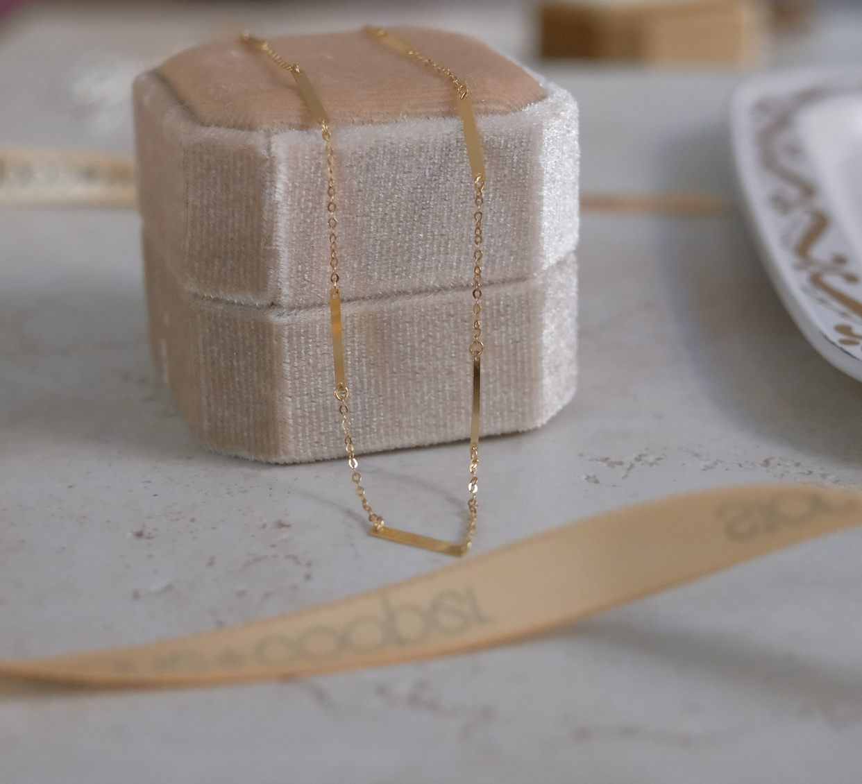 14K Gold Textured Bar-Chain