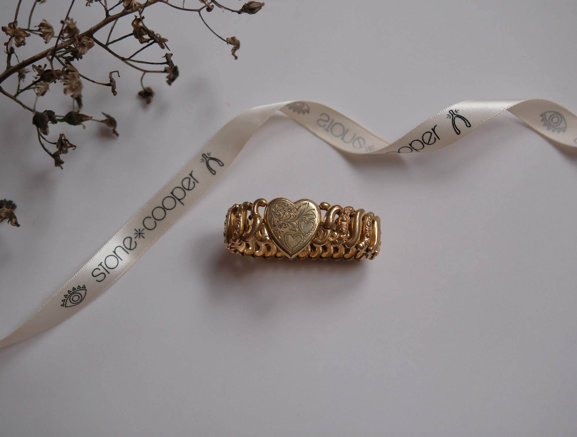 Beverly Antique Sweetheart Expansion Bracelet