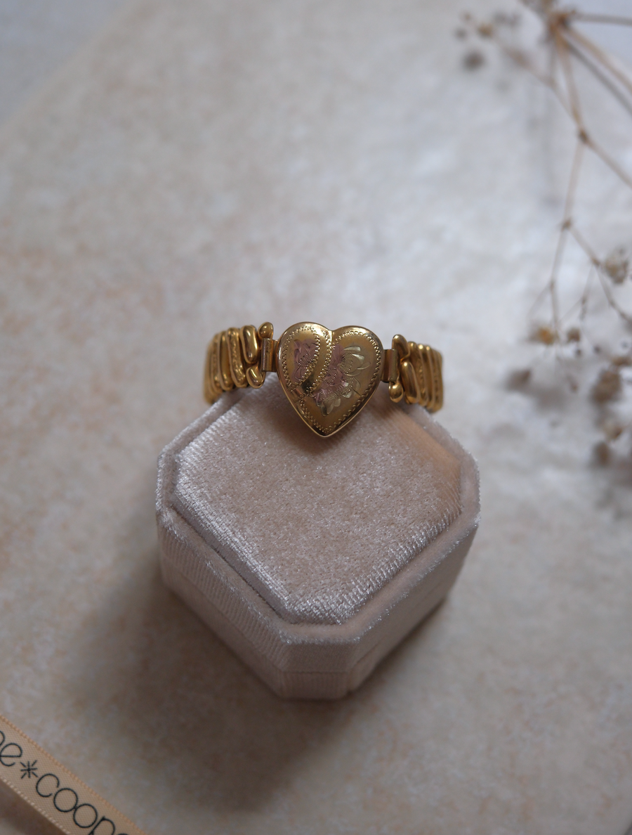 Clara Antique Sweetheart Expansion Bracelet - Stone Cooper