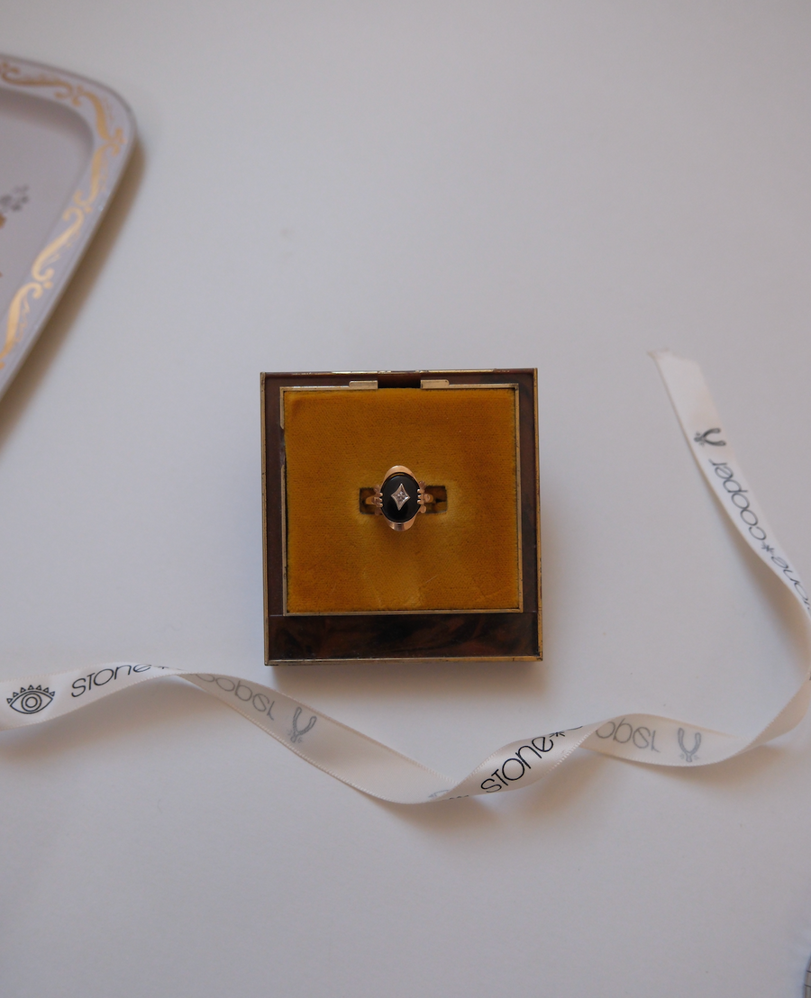 10K Vintage Onyx Diamond Ring (6.25)