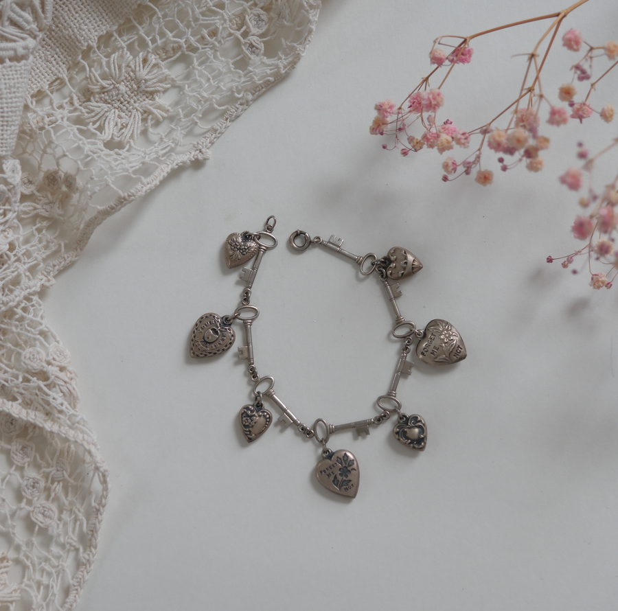 Victorian Puffy Hearts 'Forget Me Not' Sterling Bracelet