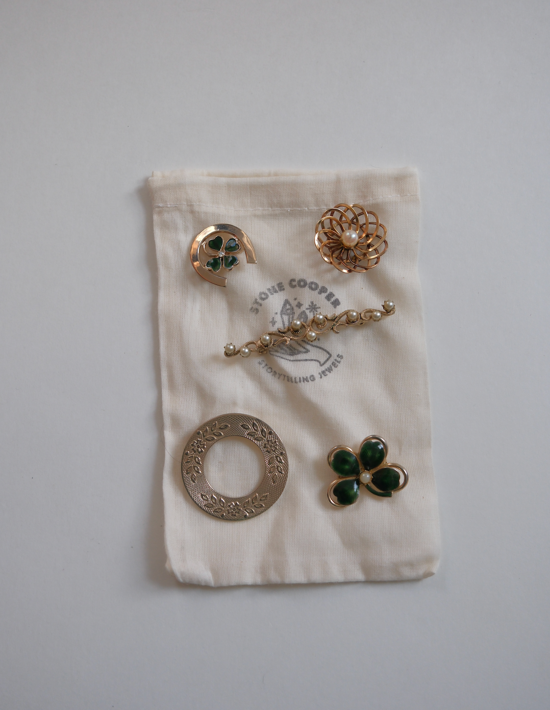 Vintage Signed Clover and Circle Brooch Set - Stone Cooper