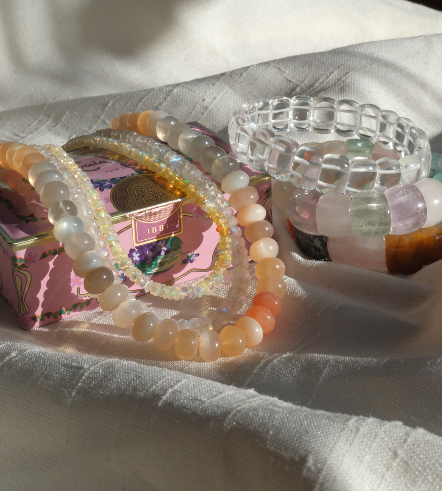 Quartz Stretch Stone Bangle Bracelet
