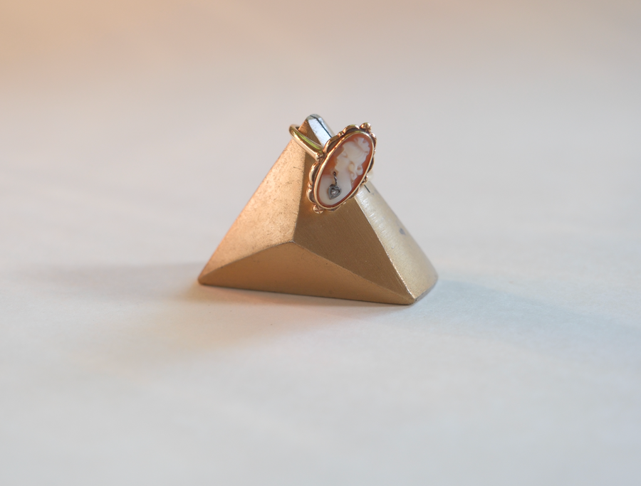 10K Cameo Diamond Ring (7)