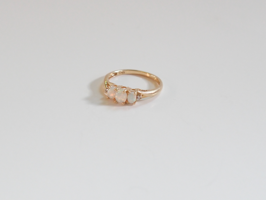 Dreamy Vintage Opal Diamond Ring 10K (7)