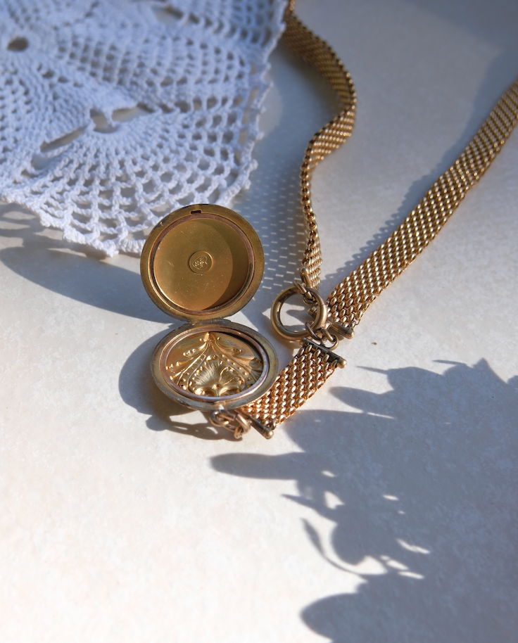 Honey Crystal Locket, Mesh Gold-Filled Chain - Stone Cooper