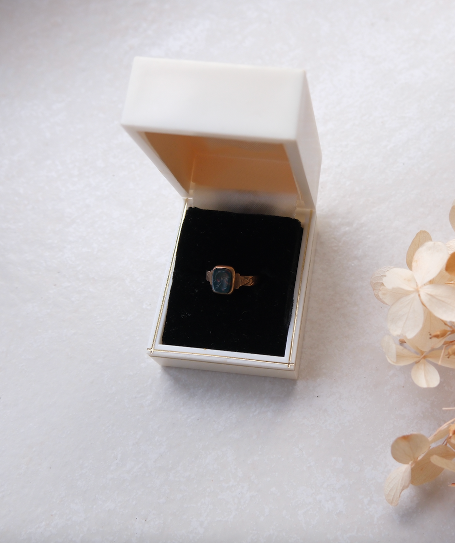 10K Bloodstone Intaglio Ring (5)
