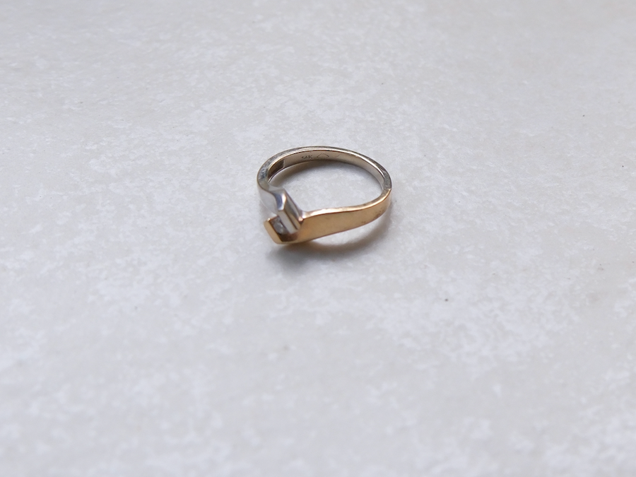Two-Tone Vintage Diamond Crossover Ring, 14K, size 4